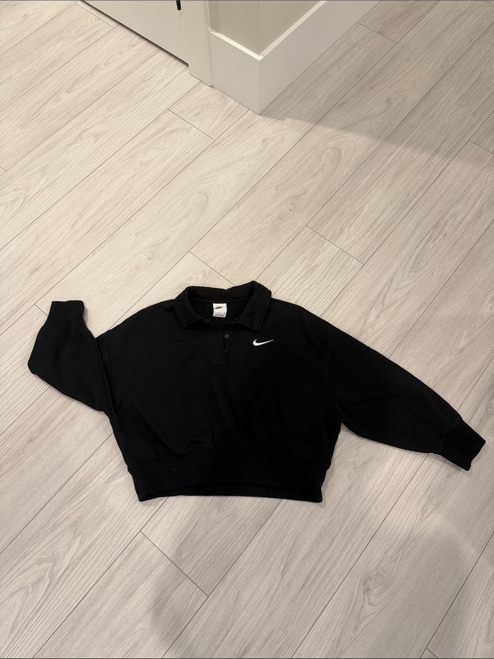 Nike Black Cropped Polo Sweatshirt with White Swoosh - Picture 1 of 2